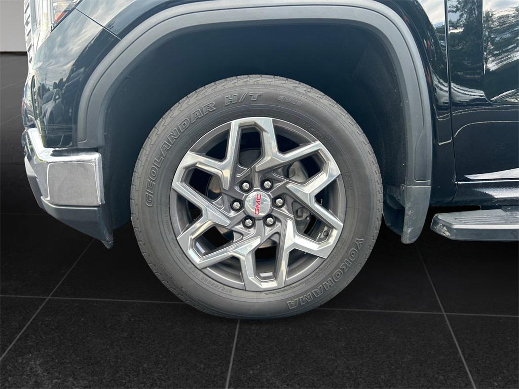 used 2023 GMC Sierra 1500 car, priced at $43,188