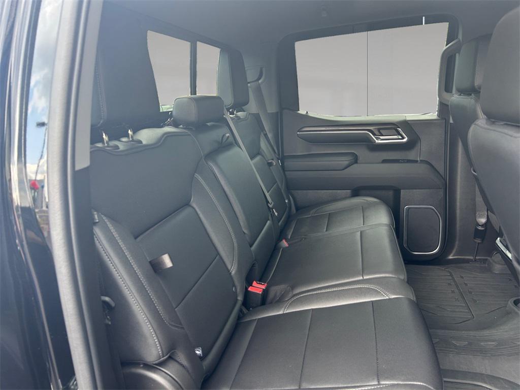 used 2023 GMC Sierra 1500 car, priced at $43,188