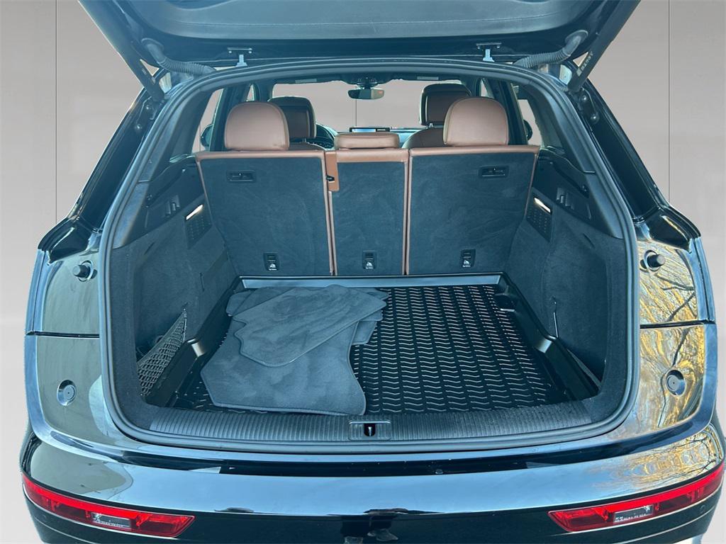 used 2022 Audi Q5 car, priced at $27,478