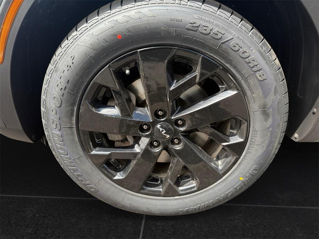 used 2022 Kia Sorento car, priced at $28,682