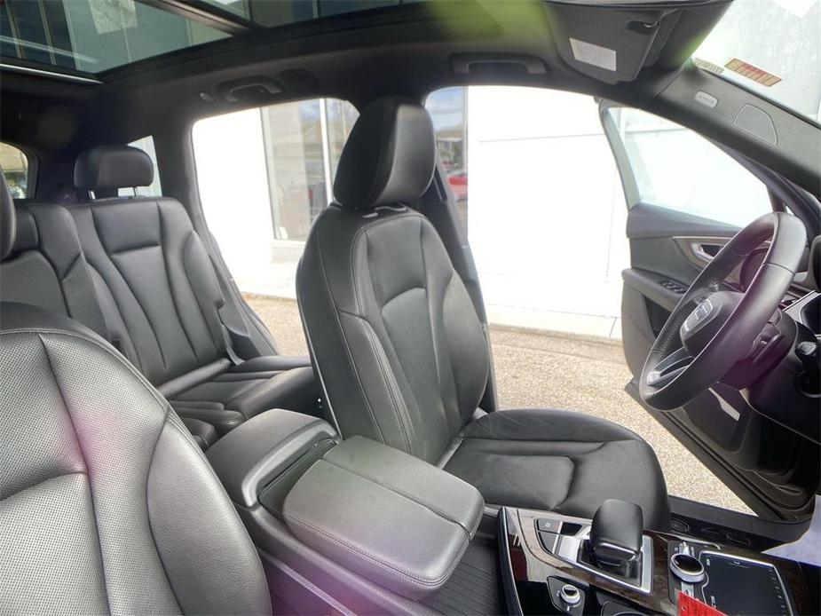 used 2017 Audi Q7 car, priced at $23,681
