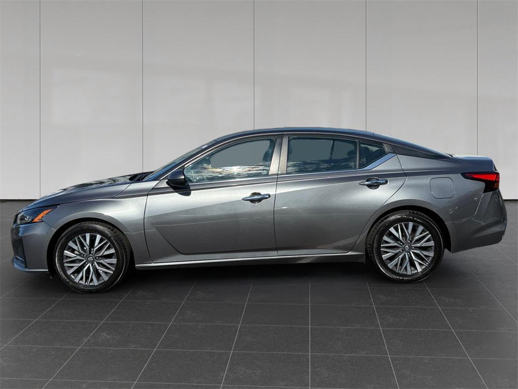 used 2023 Nissan Altima car, priced at $17,499