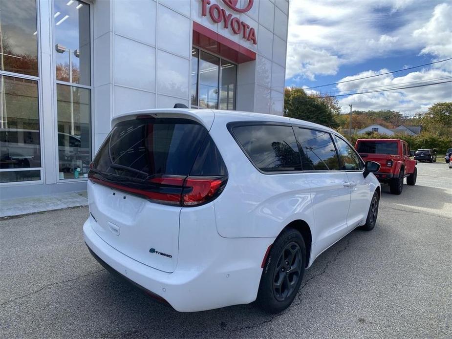 used 2023 Chrysler Pacifica Hybrid car, priced at $38,465