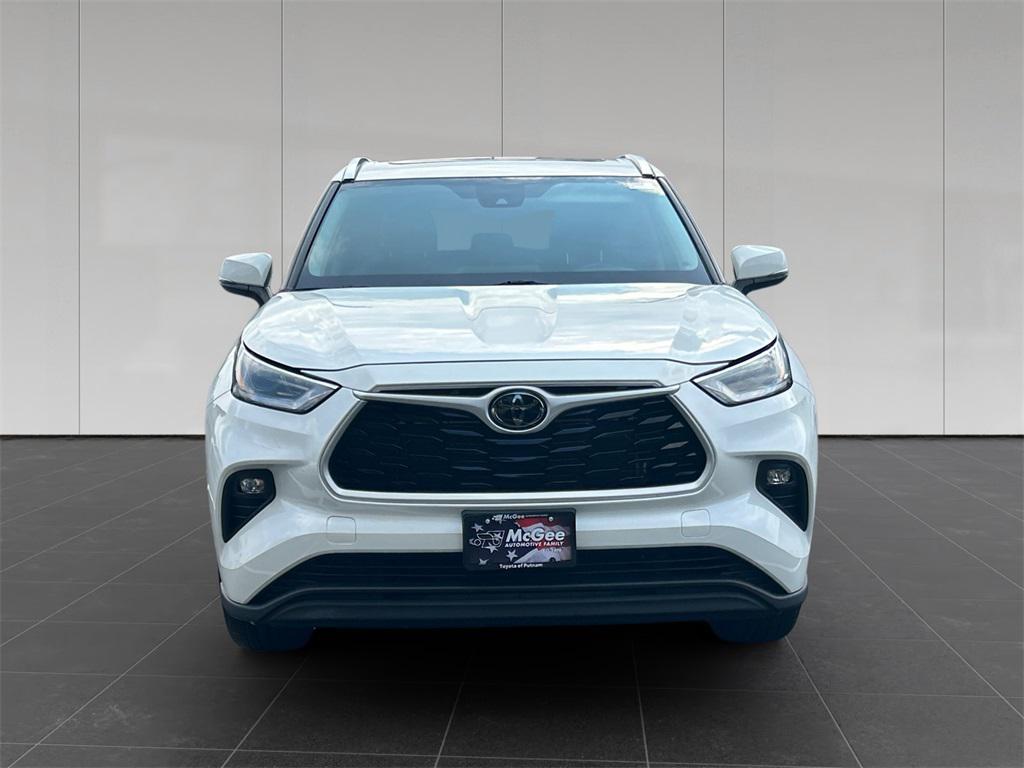 used 2021 Toyota Highlander car, priced at $28,971