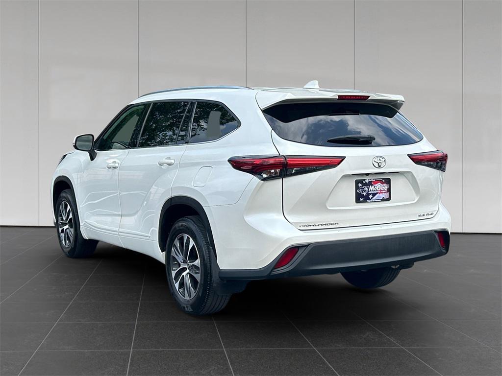 used 2021 Toyota Highlander car, priced at $28,971