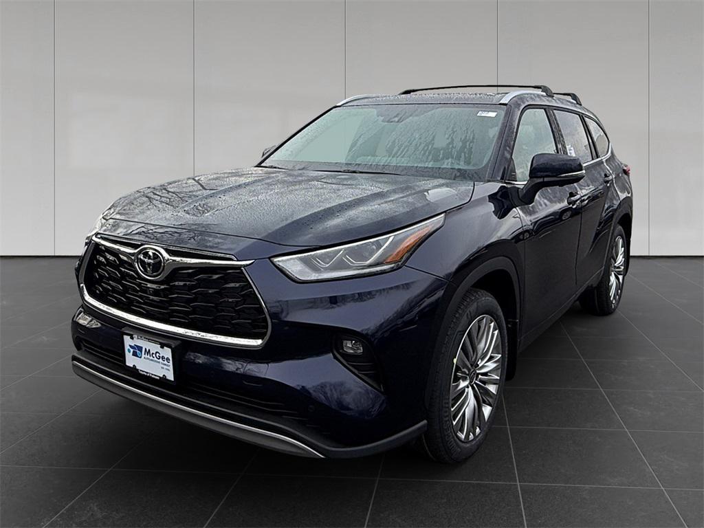 new 2026 Toyota Highlander car, priced at $56,432