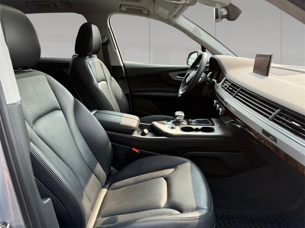 used 2019 Audi Q7 car, priced at $24,998