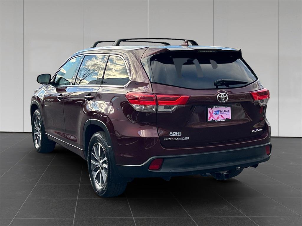used 2018 Toyota Highlander car, priced at $23,994