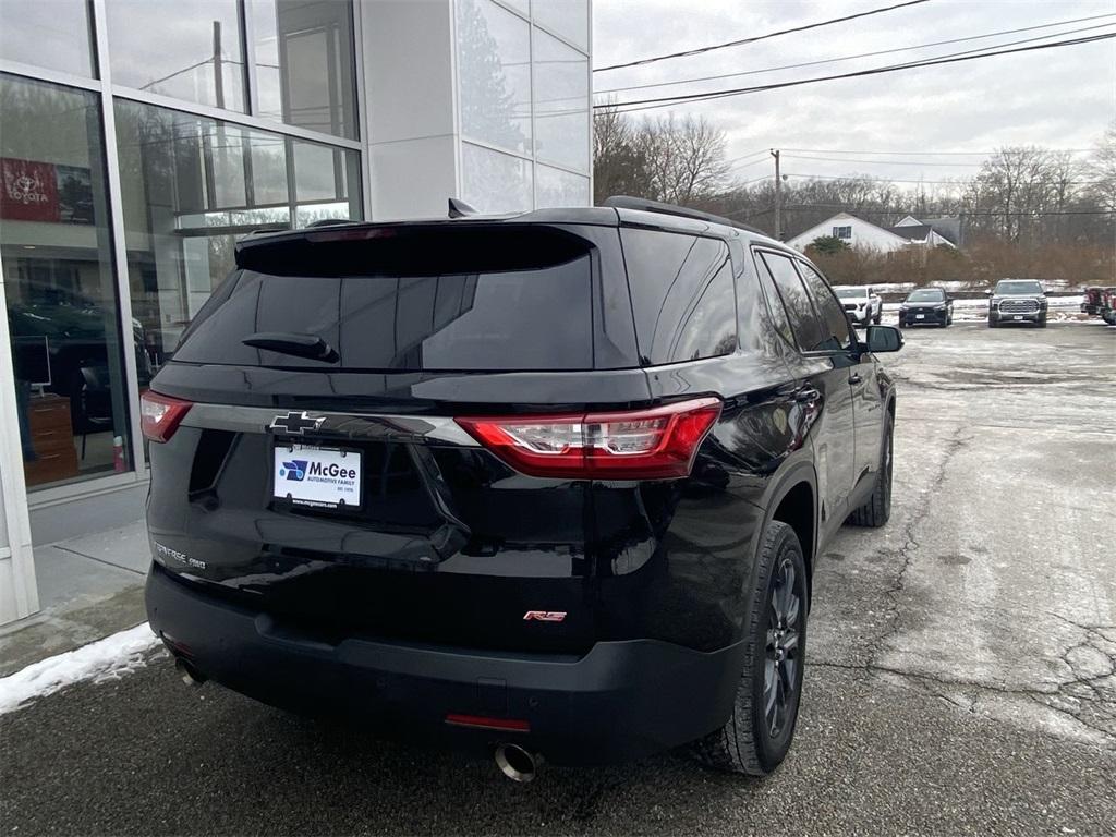 used 2020 Chevrolet Traverse car, priced at $28,246