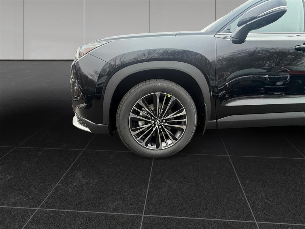 new 2026 Toyota Grand Highlander Hybrid car, priced at $61,751