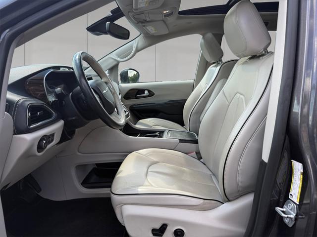 used 2021 Chrysler Pacifica Hybrid car, priced at $23,999
