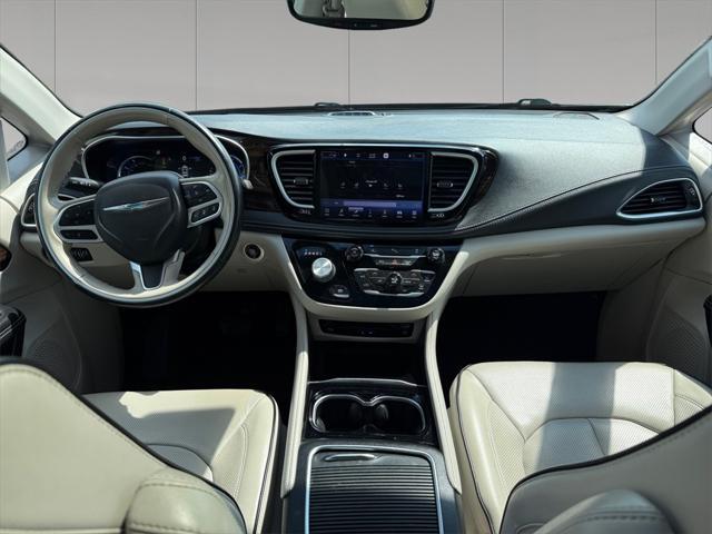 used 2021 Chrysler Pacifica Hybrid car, priced at $23,999