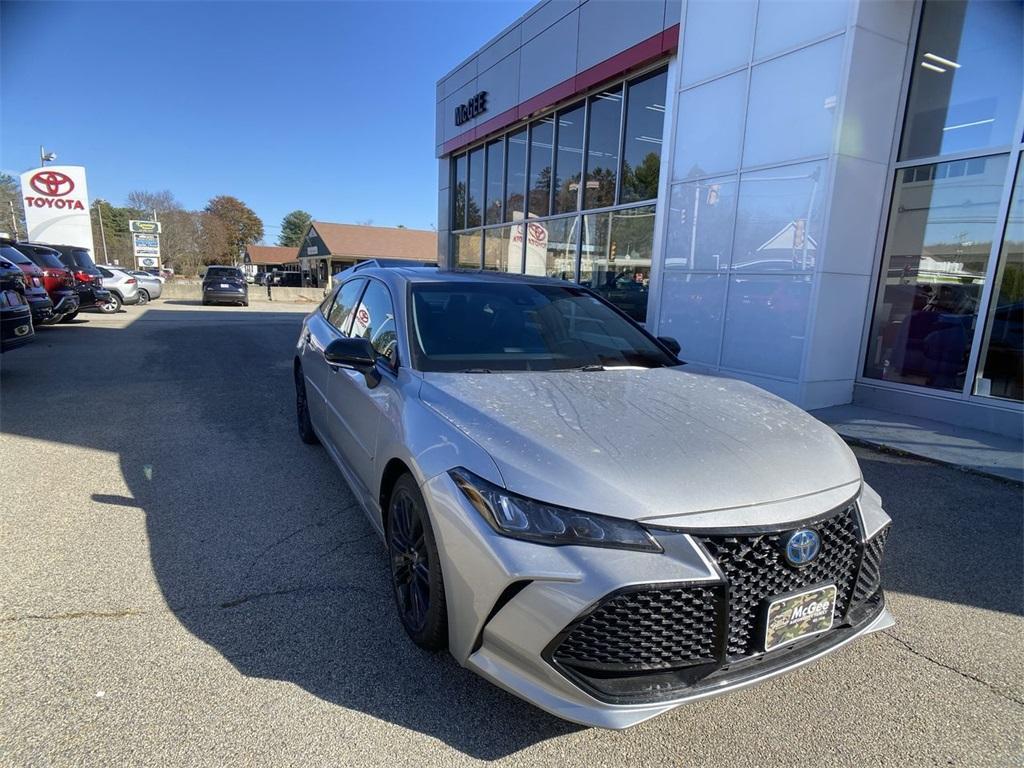 used 2022 Toyota Avalon Hybrid car, priced at $33,072