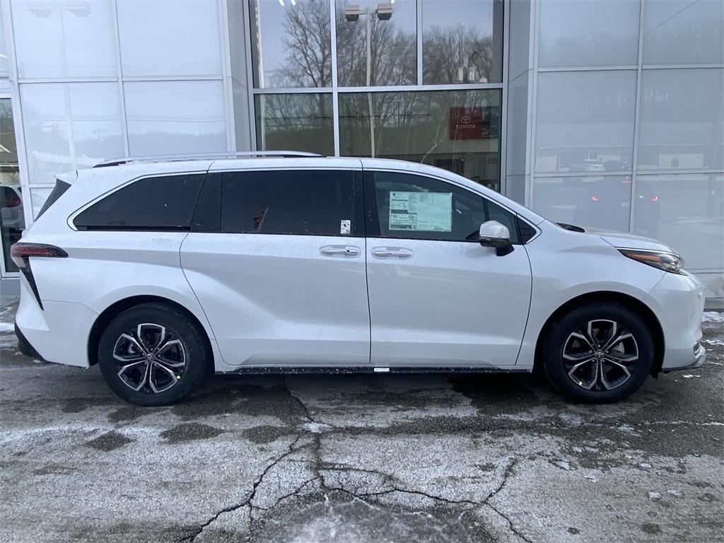 new 2025 Toyota Sienna car, priced at $60,633