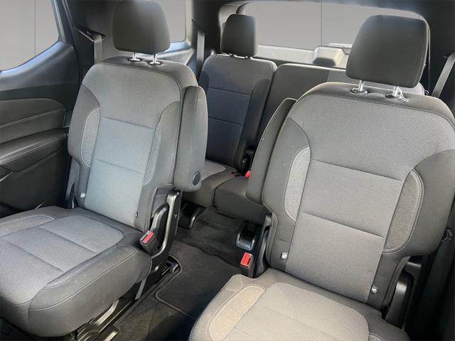 used 2022 Chevrolet Traverse car, priced at $29,398