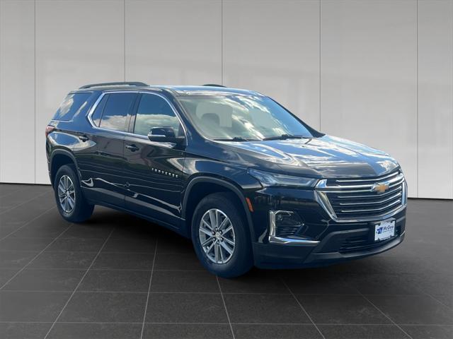 used 2022 Chevrolet Traverse car, priced at $29,398
