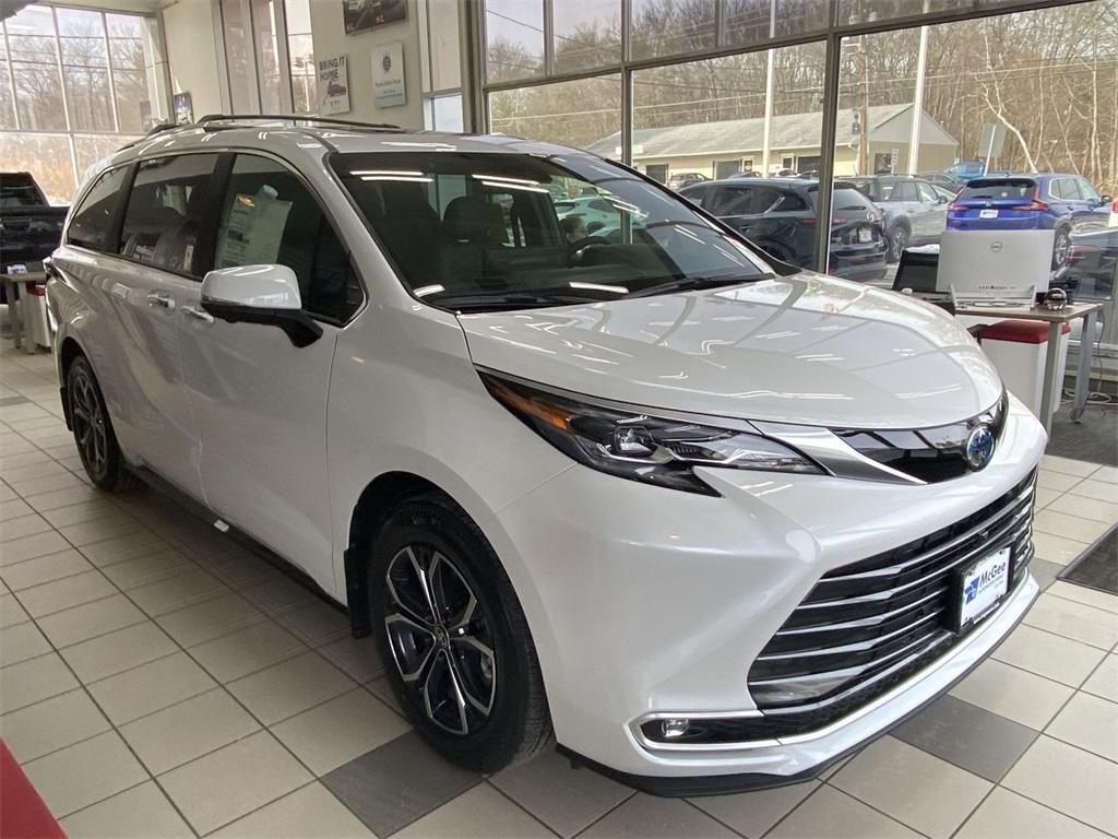 new 2025 Toyota Sienna car, priced at $60,580