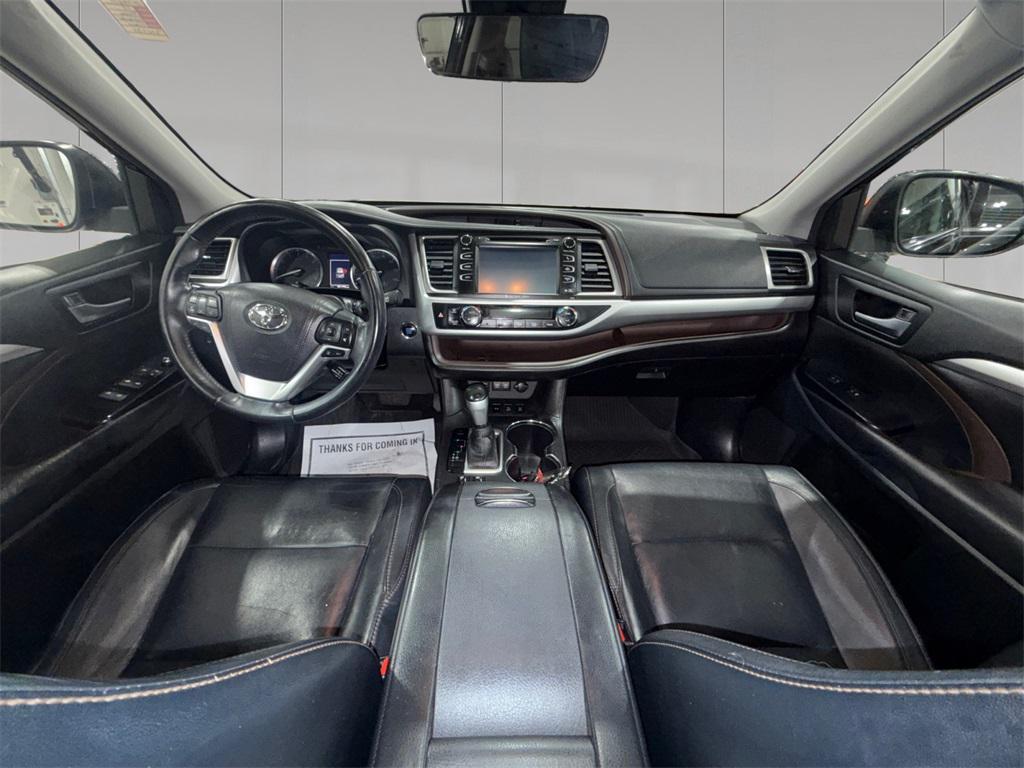 used 2018 Toyota Highlander car, priced at $22,998