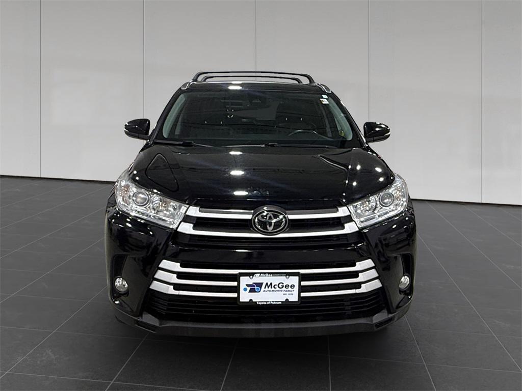 used 2018 Toyota Highlander car, priced at $22,998