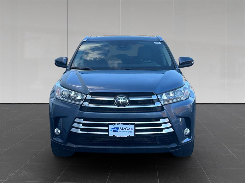 used 2018 Toyota Highlander car, priced at $23,998