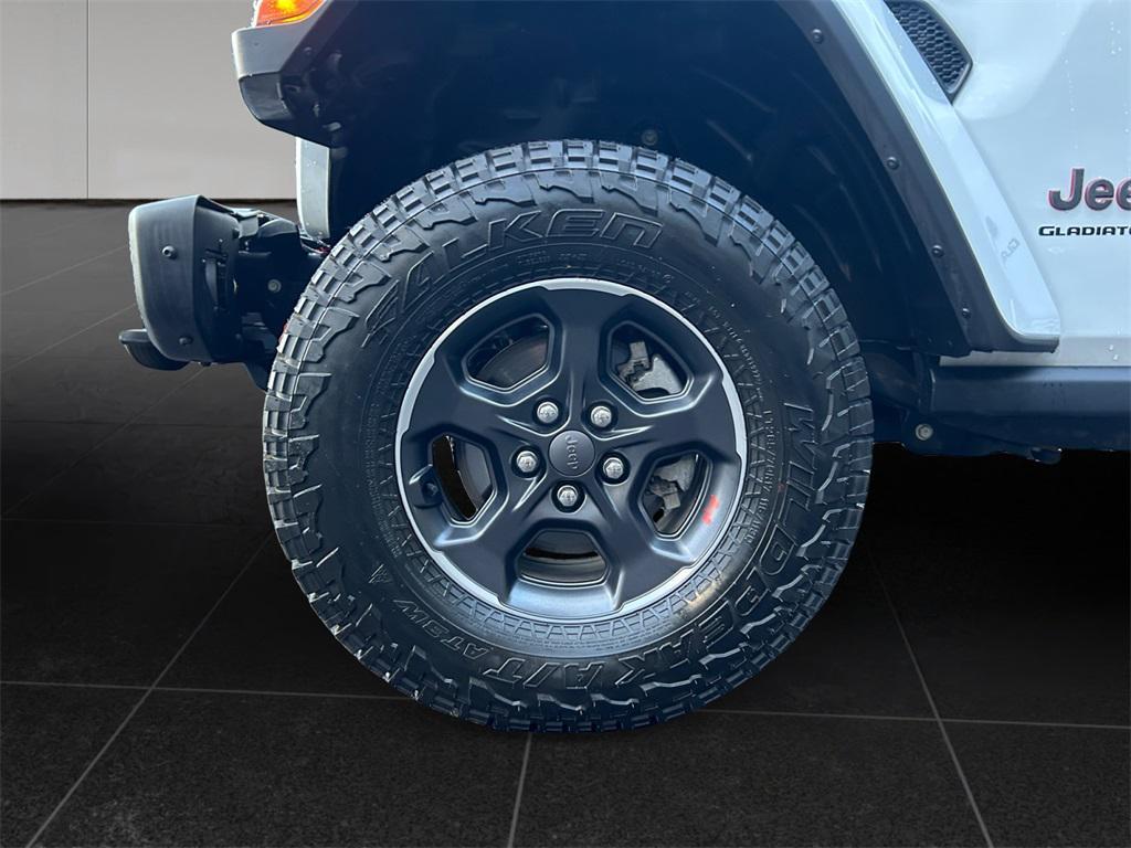 used 2023 Jeep Gladiator car, priced at $37,998