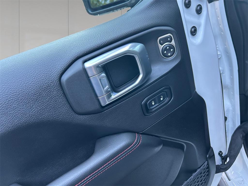 used 2023 Jeep Gladiator car, priced at $37,998