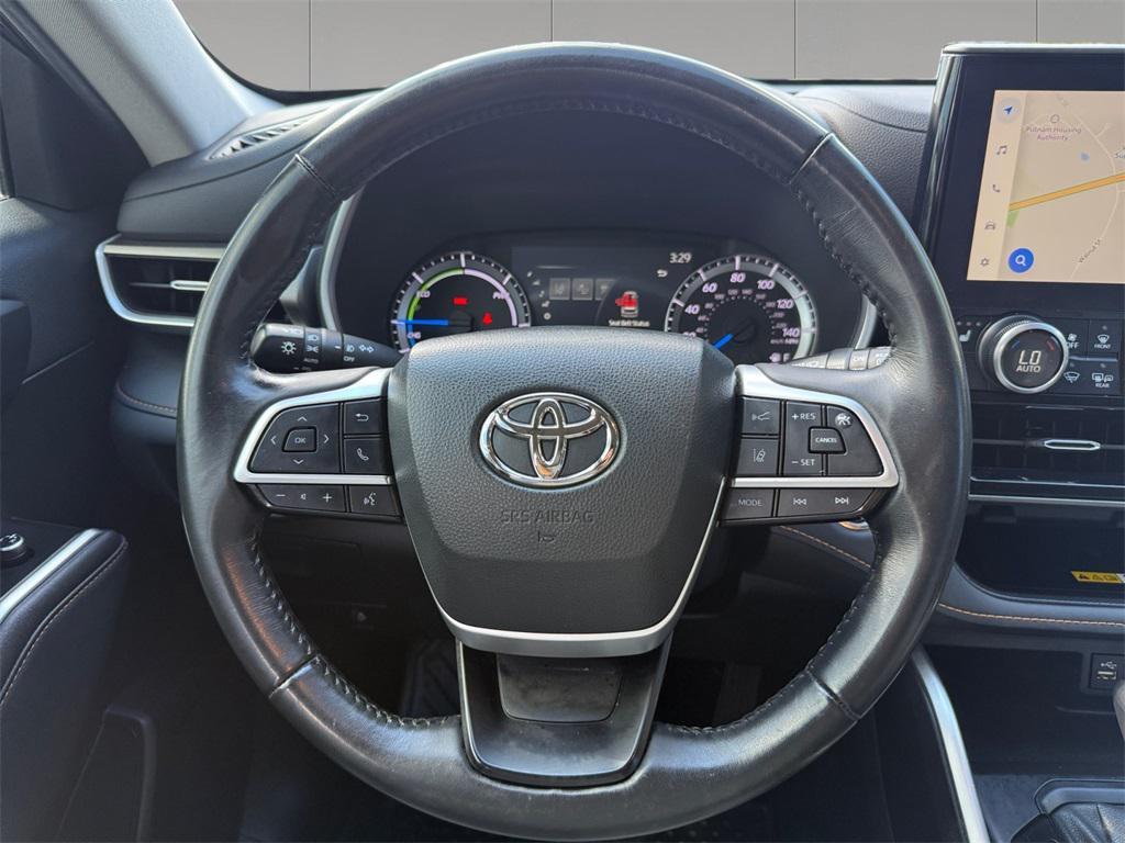 used 2023 Toyota Highlander Hybrid car, priced at $39,424