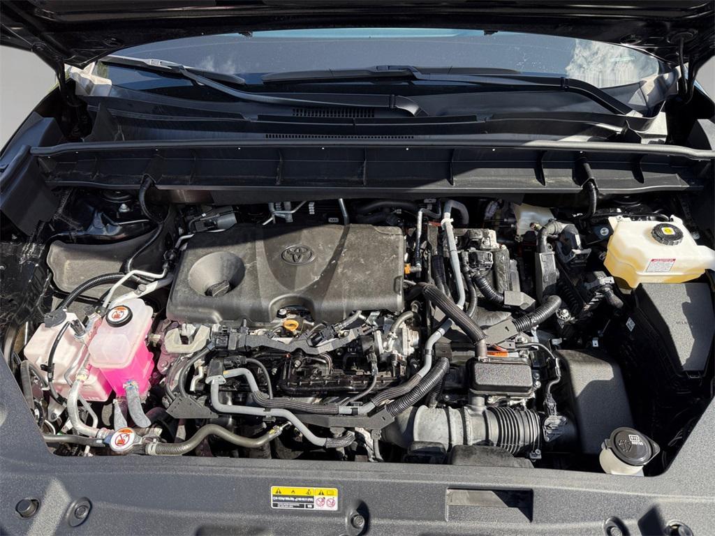 used 2023 Toyota Highlander Hybrid car, priced at $39,424
