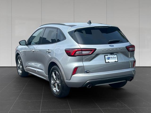 used 2023 Ford Escape car, priced at $20,998