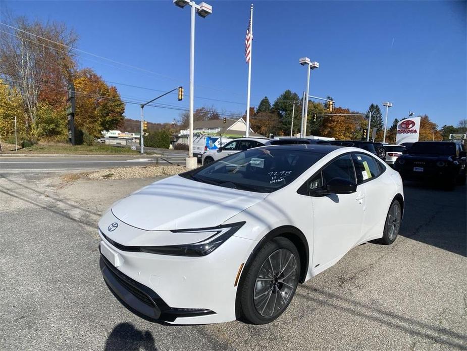 new 2024 Toyota Prius car, priced at $37,726