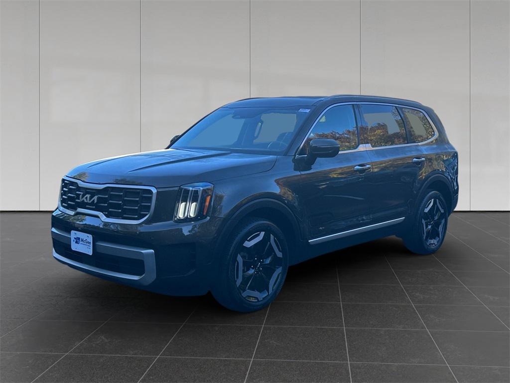 used 2023 Kia Telluride car, priced at $32,291