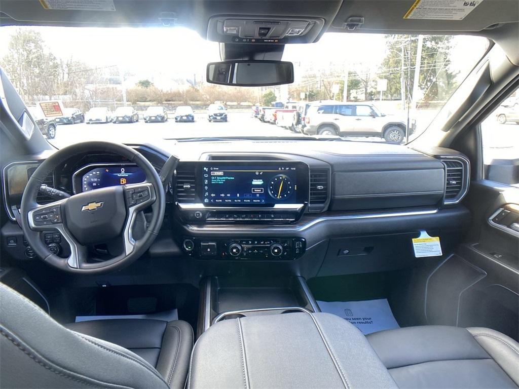 used 2025 Chevrolet Silverado 2500 car, priced at $66,420