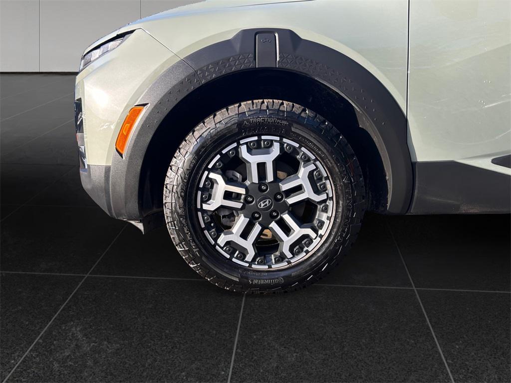 used 2025 Hyundai SANTA CRUZ car, priced at $33,265