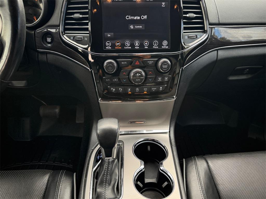used 2021 Jeep Grand Cherokee car, priced at $29,998