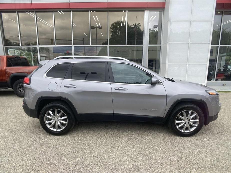 used 2018 Jeep Cherokee car, priced at $17,828