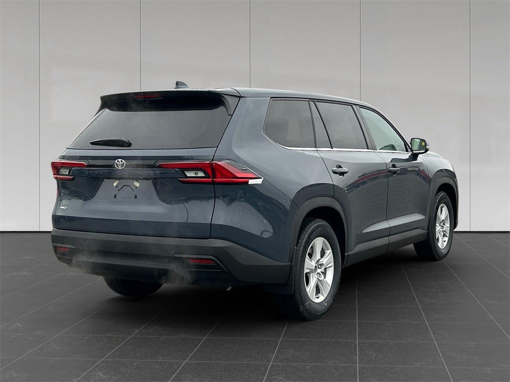 new 2026 Toyota Highlander car, priced at $45,518