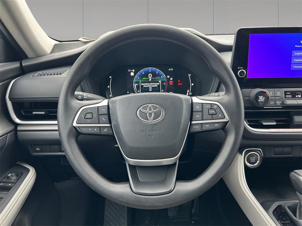 new 2026 Toyota Highlander car, priced at $45,518