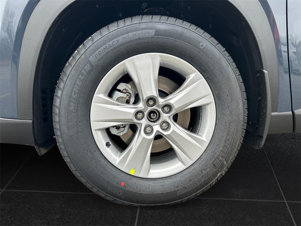 new 2026 Toyota Highlander car, priced at $45,518