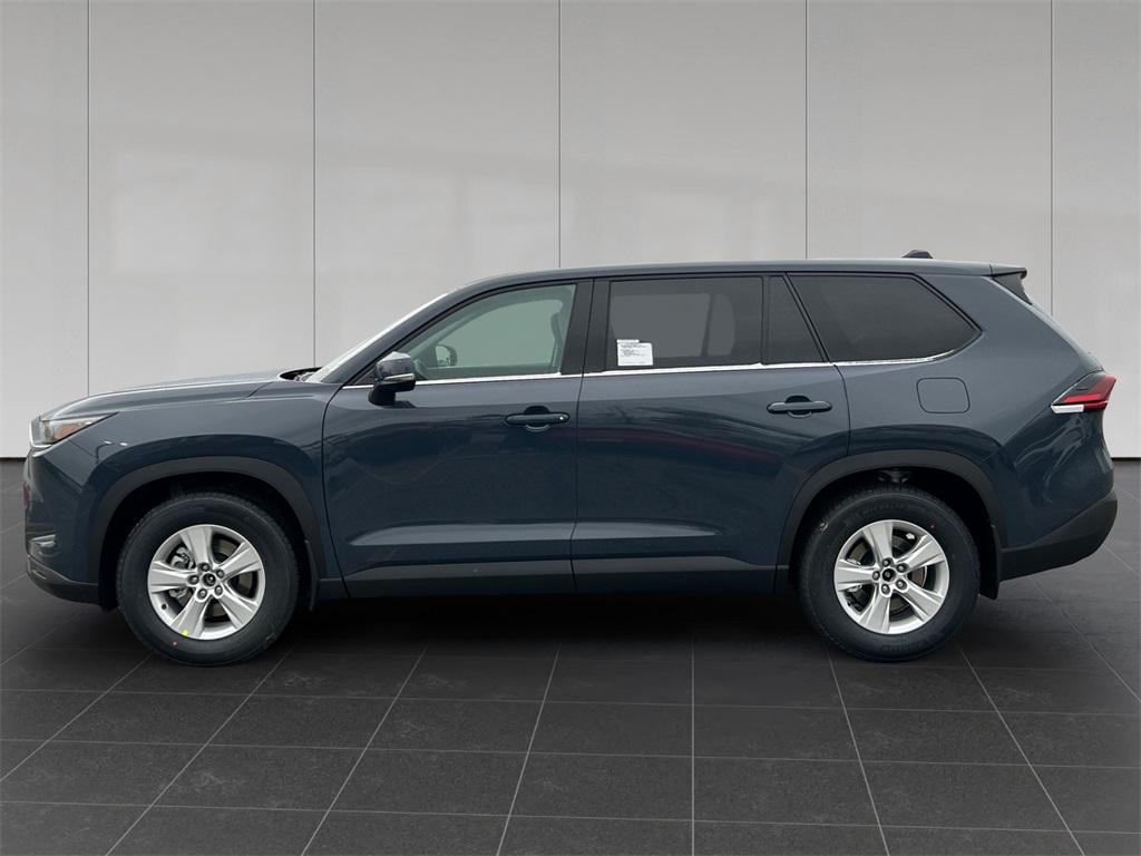 new 2026 Toyota Highlander car, priced at $45,518