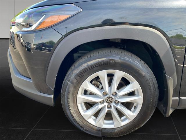 used 2022 Toyota Corolla Cross car, priced at $25,998