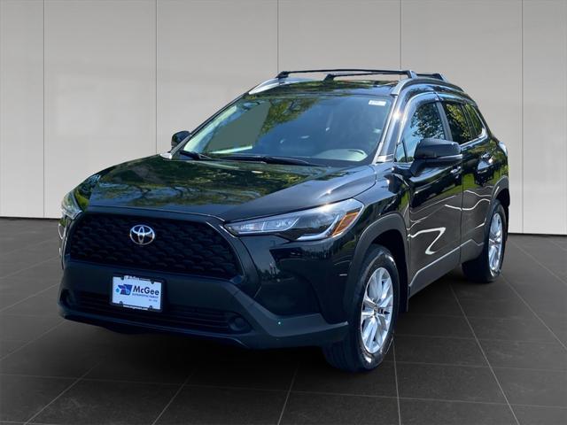 used 2022 Toyota Corolla Cross car, priced at $25,998