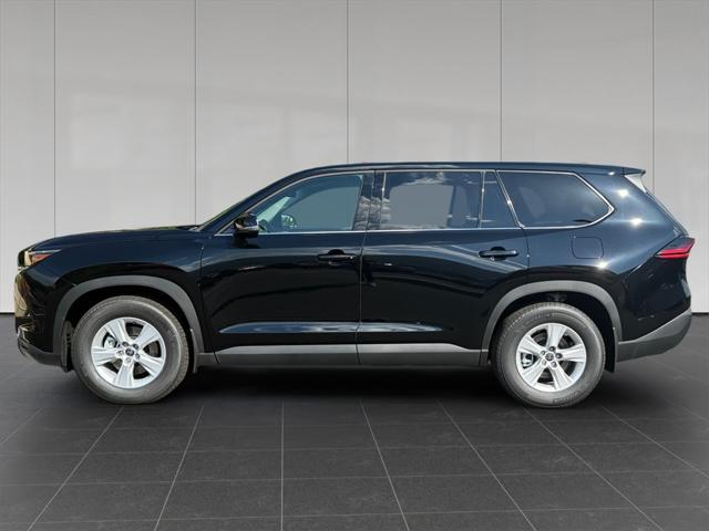 new 2025 Toyota Highlander car, priced at $43,003