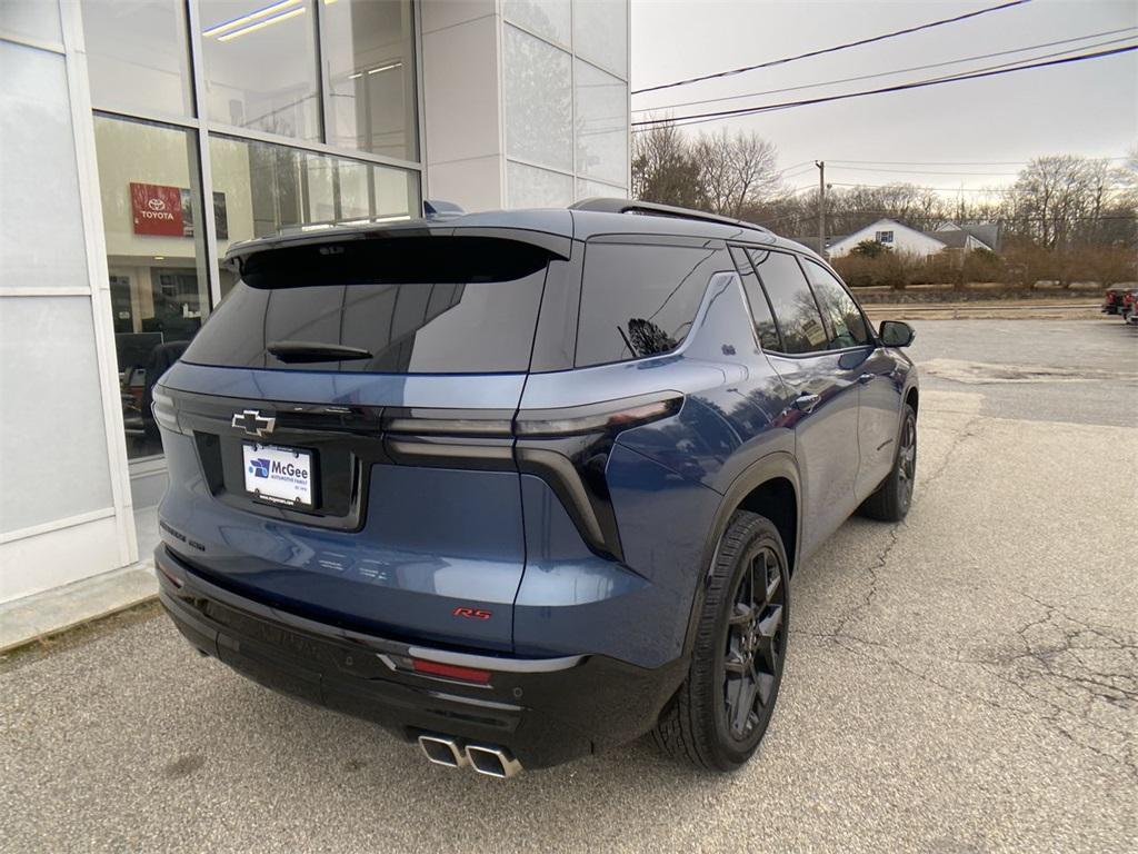 used 2024 Chevrolet Traverse car, priced at $54,090