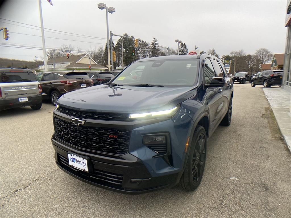 used 2024 Chevrolet Traverse car, priced at $54,090