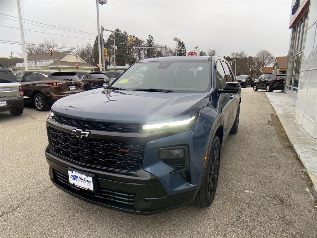 used 2024 Chevrolet Traverse car, priced at $54,090