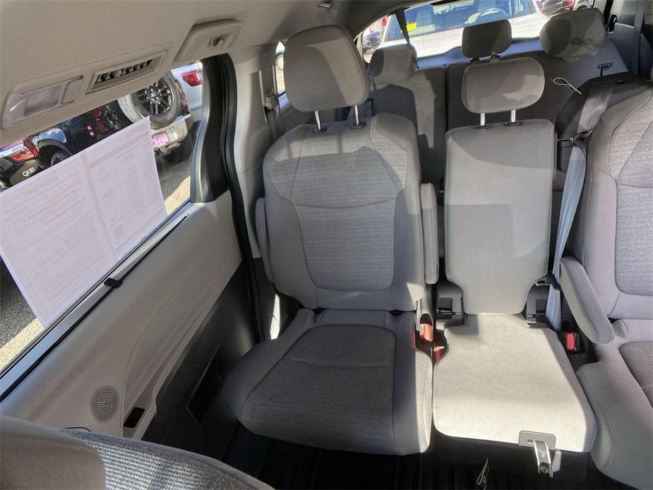 used 2022 Toyota Sienna car, priced at $35,121