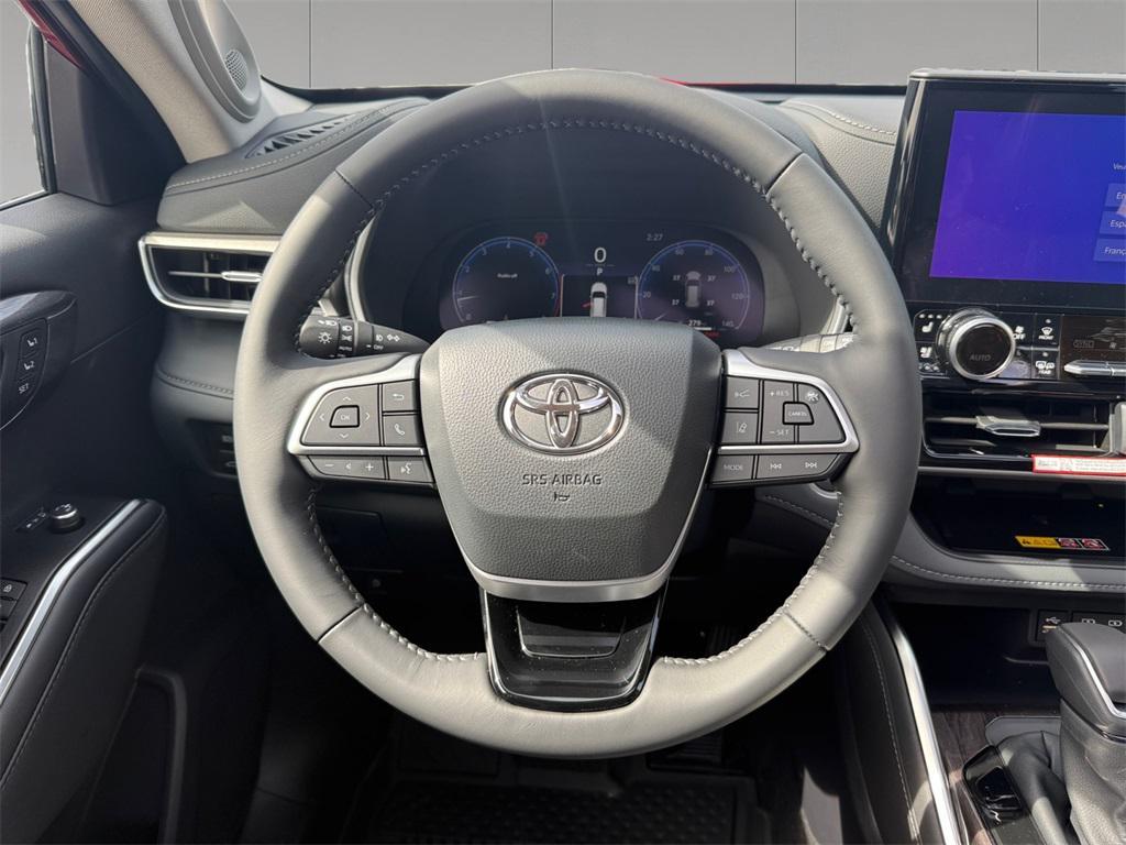 new 2025 Toyota Highlander car, priced at $54,242