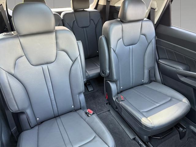used 2024 Kia Sorento car, priced at $39,988