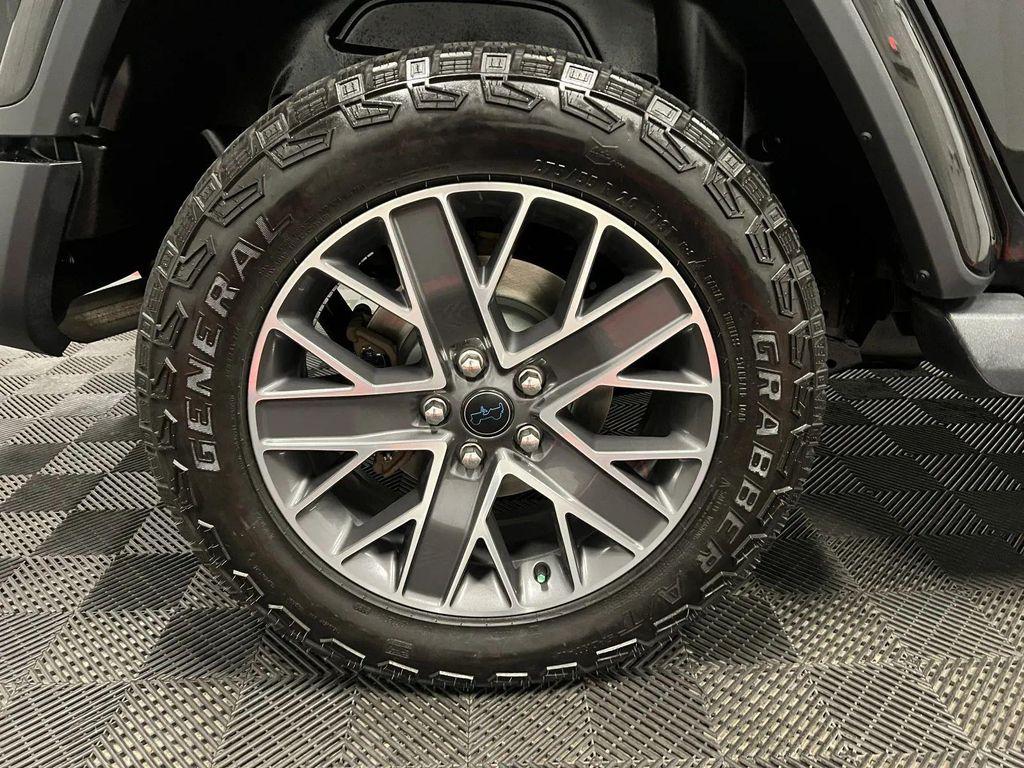 used 2019 Jeep Wrangler Unlimited car, priced at $32,506