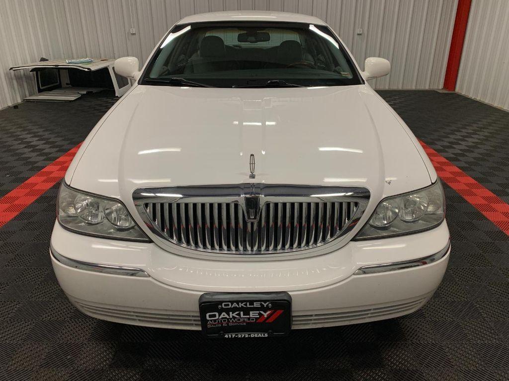 used 2010 Lincoln Town Car car, priced at $11,930